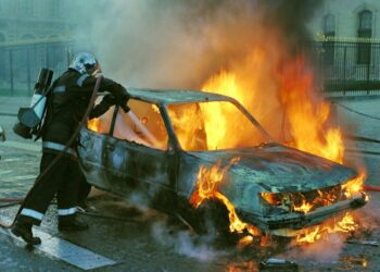 The Maddening Chirp: A Survivor’s Guide to Why Your Smoke Alarm is Beeping and How to Make It Stop for Good