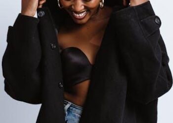 Balding at 18? I’ve Been There. Here’s the Real, No-BS Guide to Understanding and Owning Your Hair Loss.