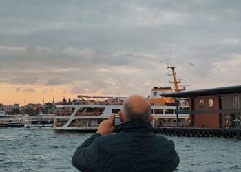 More Than Warmth: How My Smartphone Explained the Forgotten History of the Men’s Nightcap