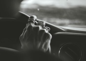 The Recalibration: A Psychologist’s Journey Through Driving Phobia and the New Framework for Reclaiming Your Freedom